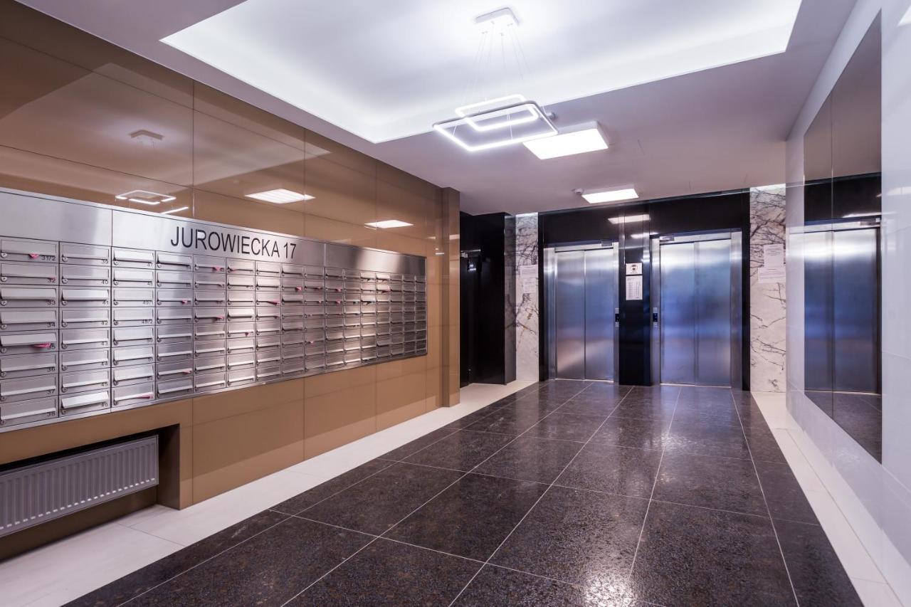 Resinest Apartamenty Jurowiecka J17 Белосток Экстерьер фото
