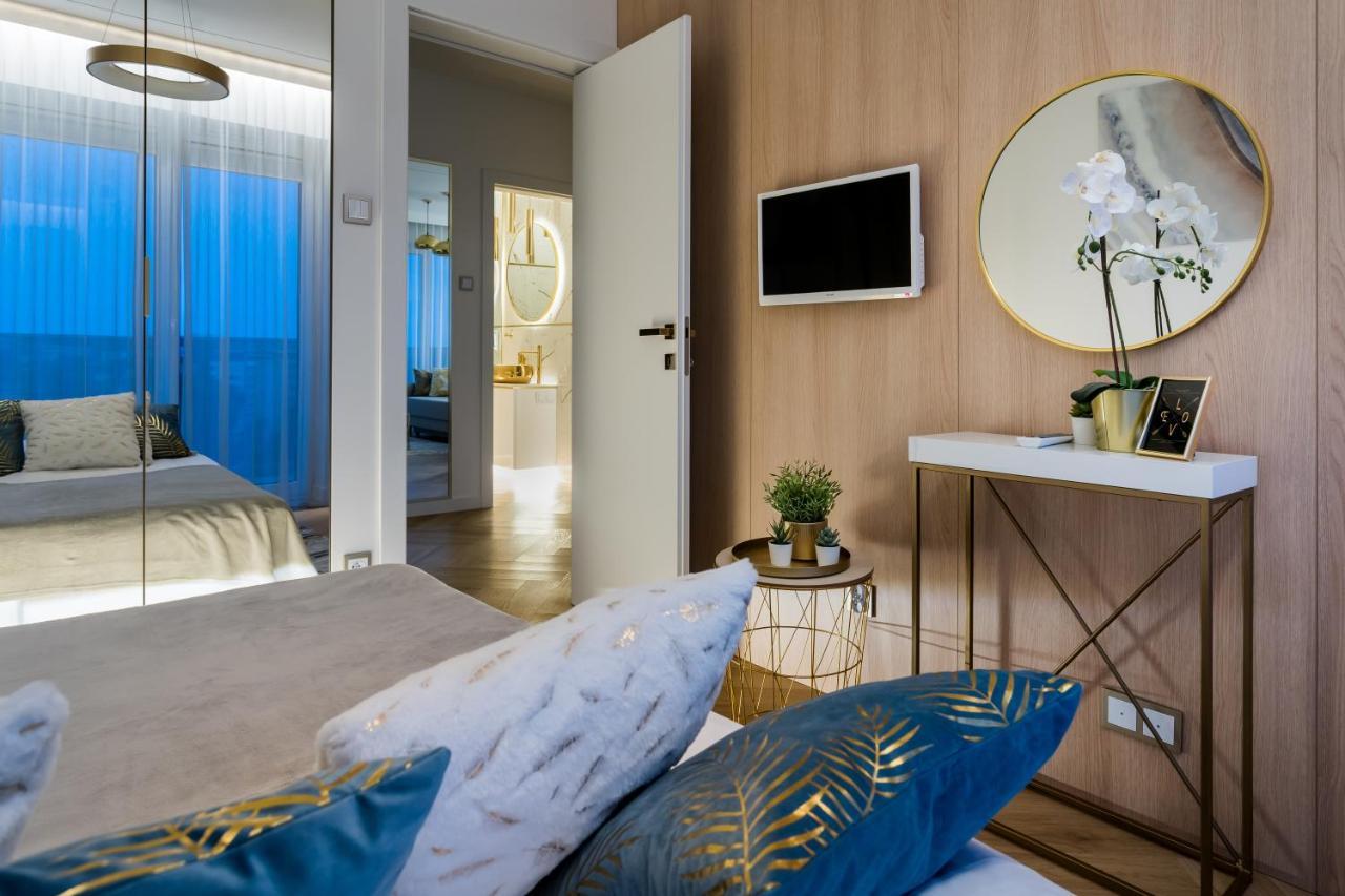 Resinest Apartamenty Jurowiecka J17 Белосток Экстерьер фото