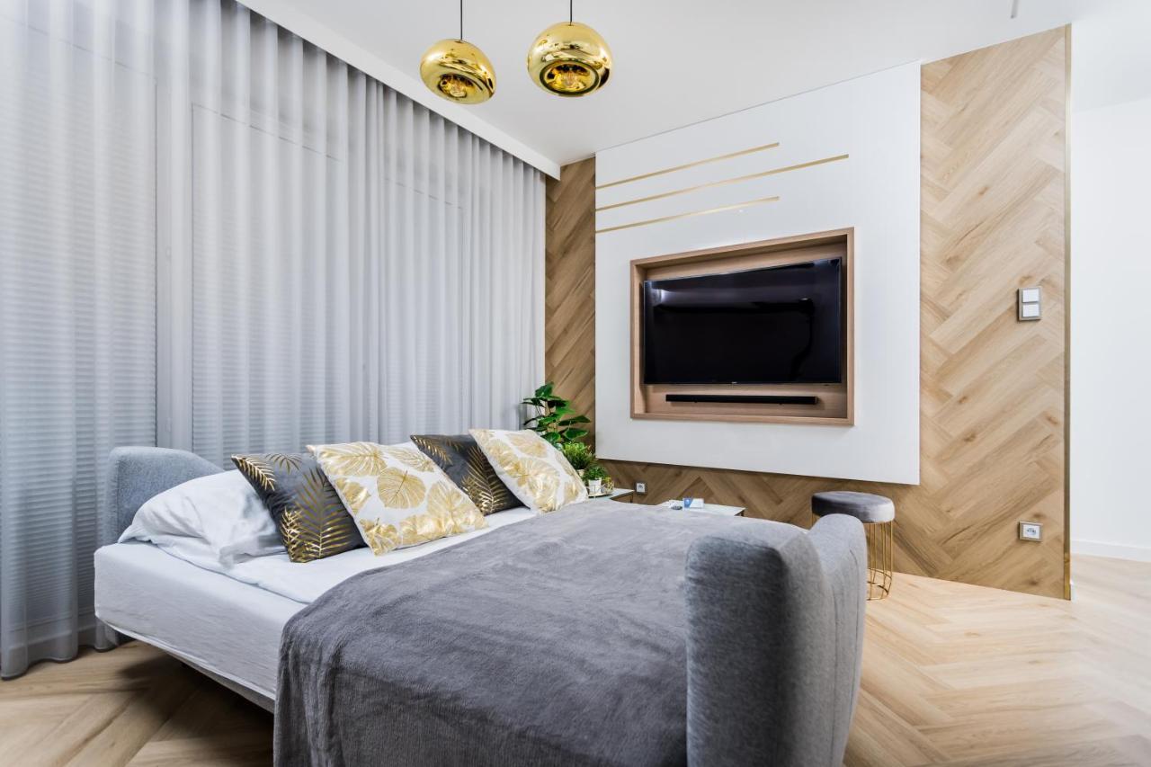 Resinest Apartamenty Jurowiecka J17 Белосток Экстерьер фото