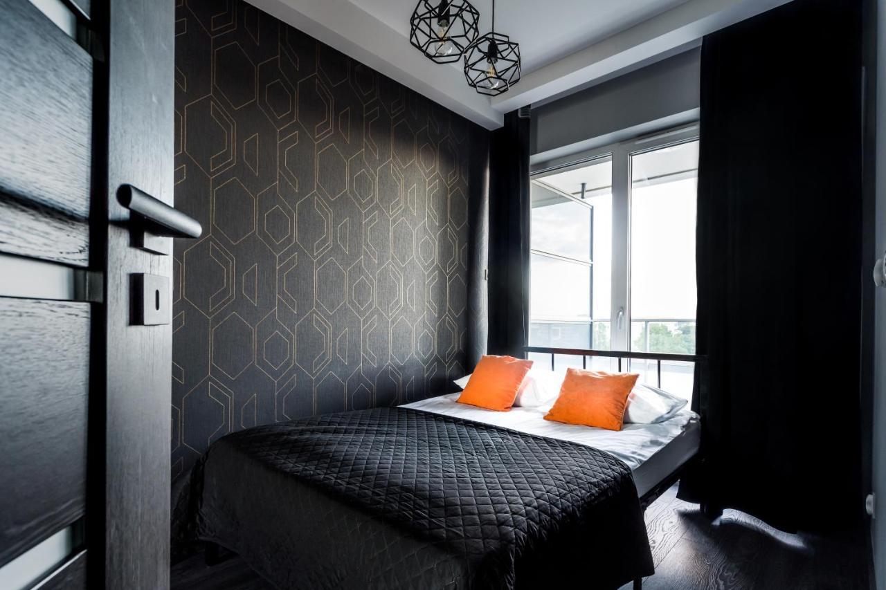 Resinest Apartamenty Jurowiecka J17 Белосток Экстерьер фото