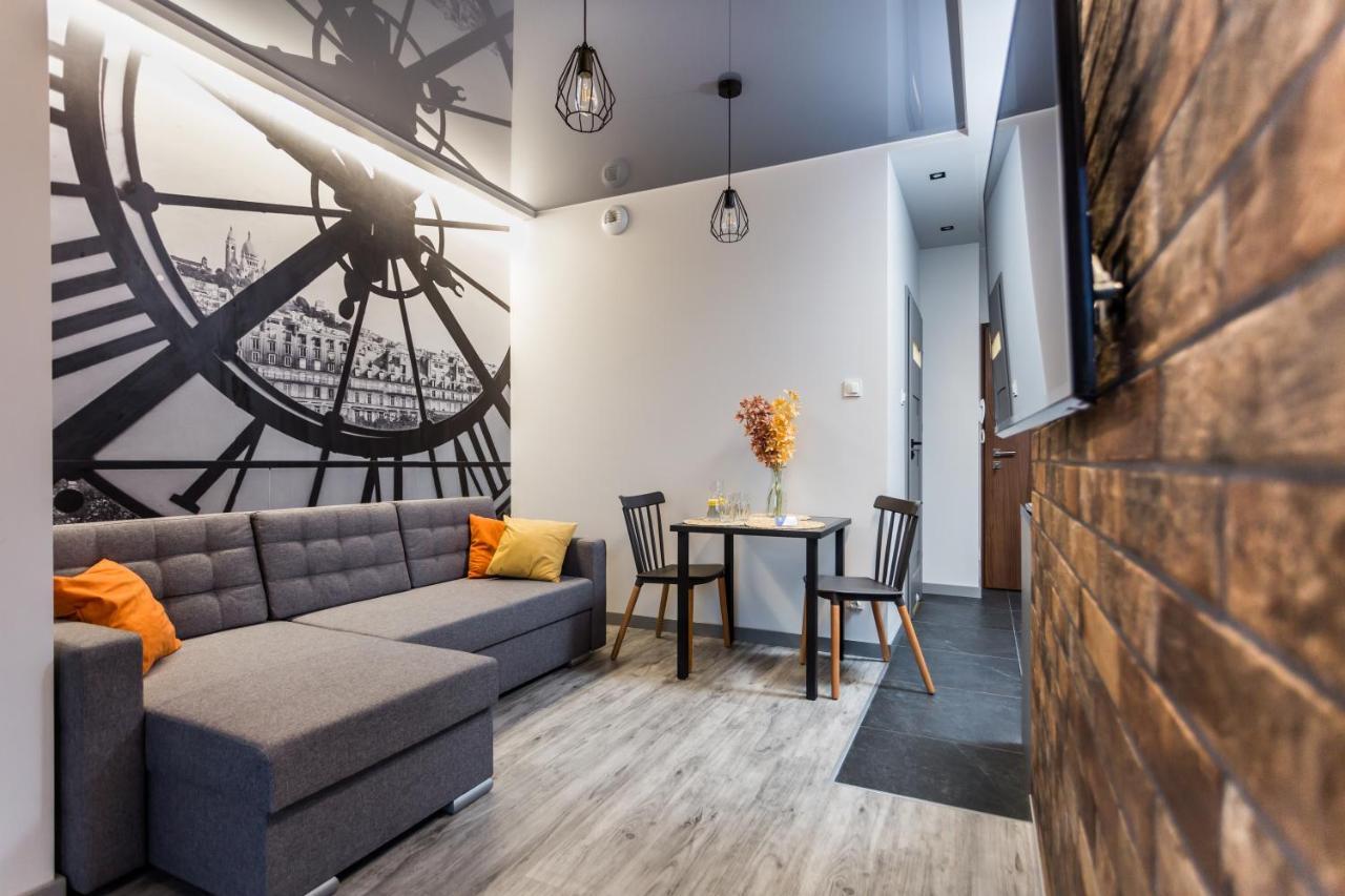 Resinest Apartamenty Jurowiecka J17 Белосток Экстерьер фото