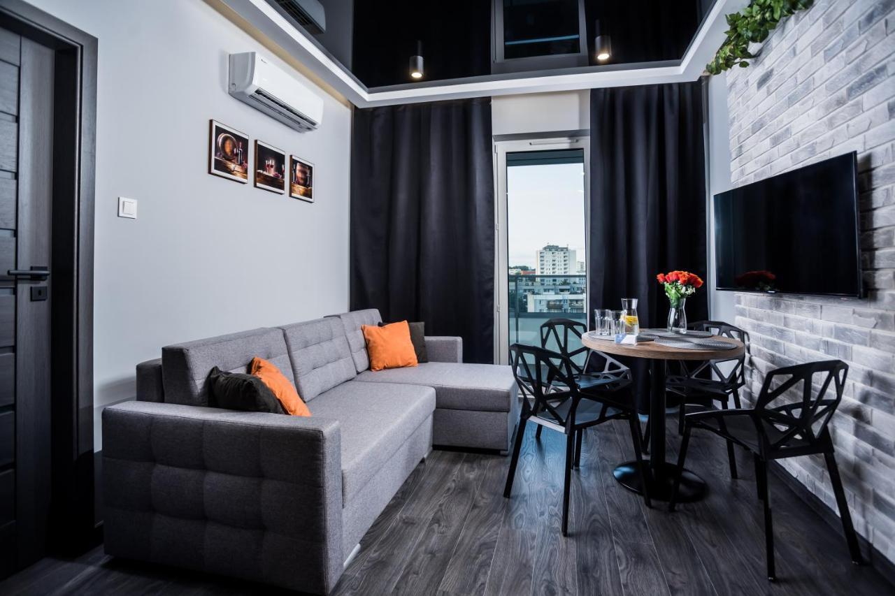 Resinest Apartamenty Jurowiecka J17 Белосток Экстерьер фото
