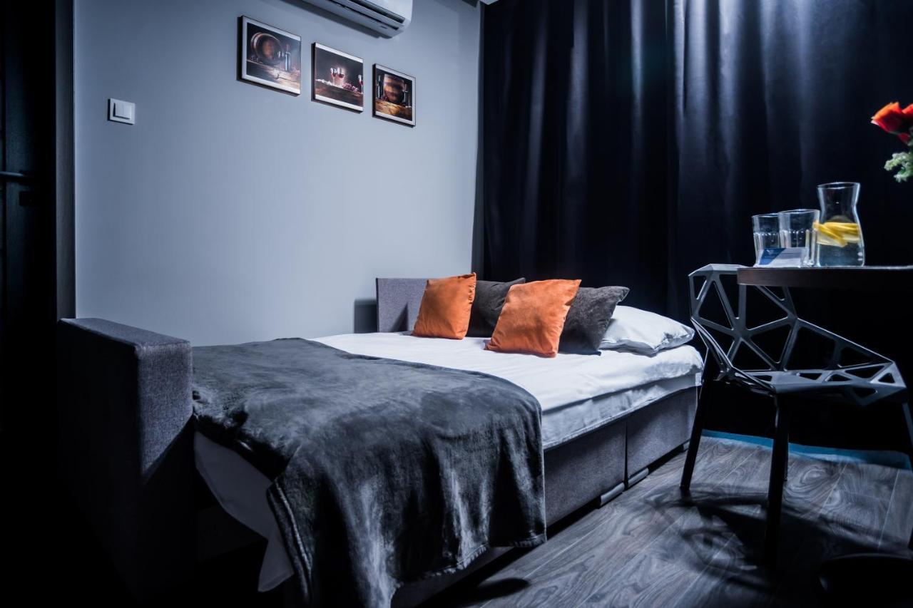 Resinest Apartamenty Jurowiecka J17 Белосток Экстерьер фото
