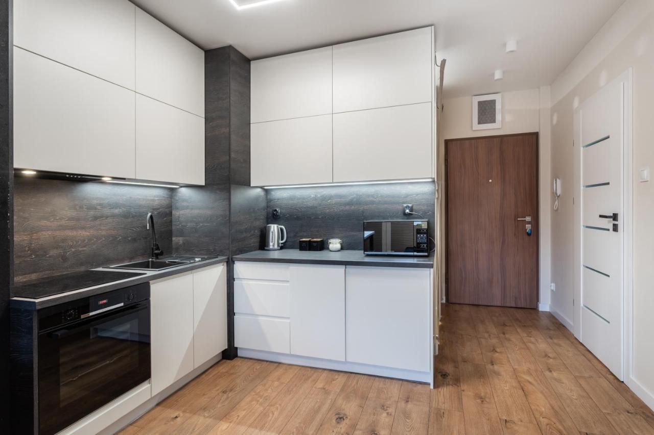 Resinest Apartamenty Jurowiecka J17 Белосток Экстерьер фото