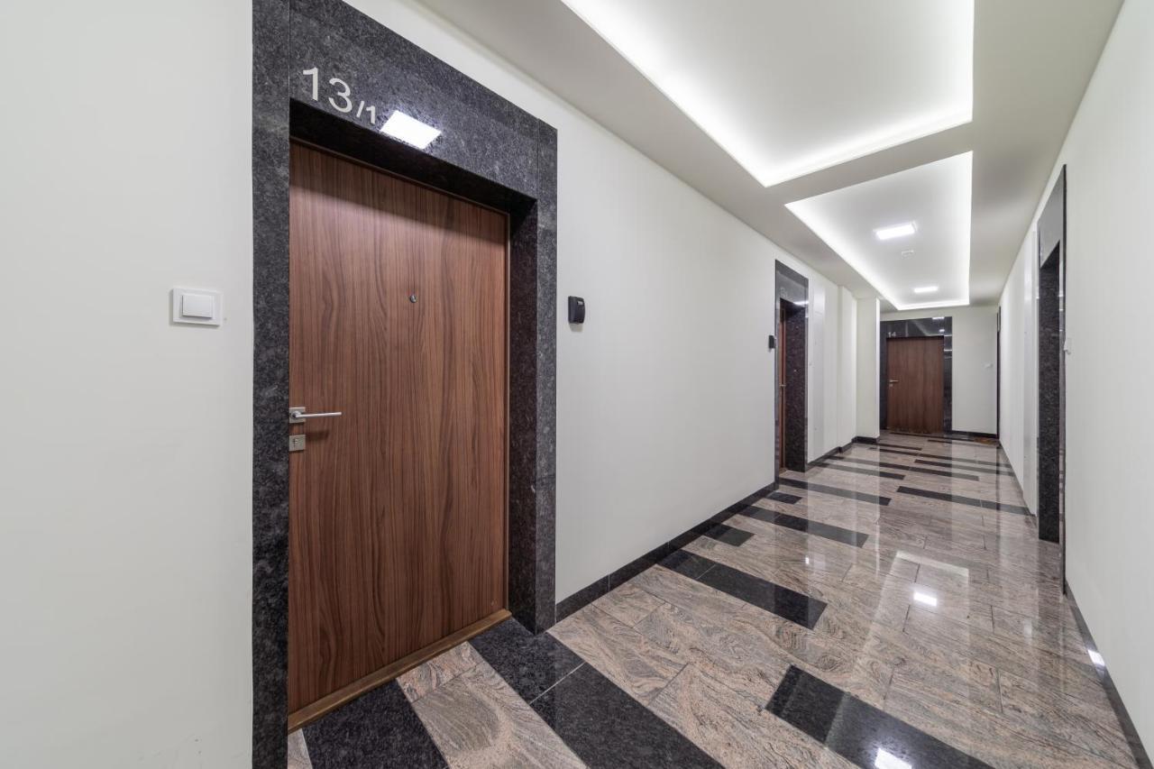Resinest Apartamenty Jurowiecka J17 Белосток Экстерьер фото