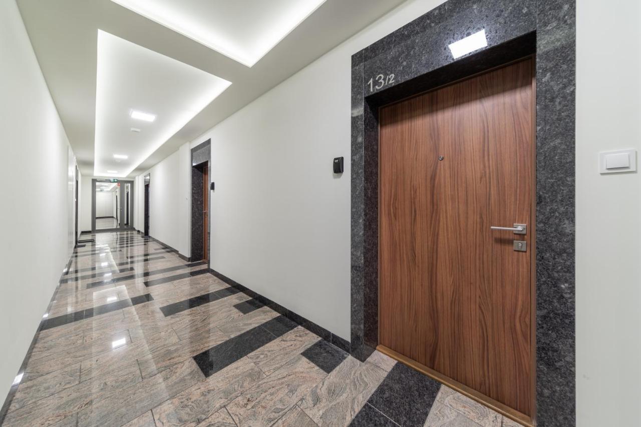 Resinest Apartamenty Jurowiecka J17 Белосток Экстерьер фото