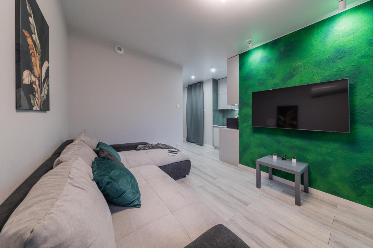 Resinest Apartamenty Jurowiecka J17 Белосток Экстерьер фото