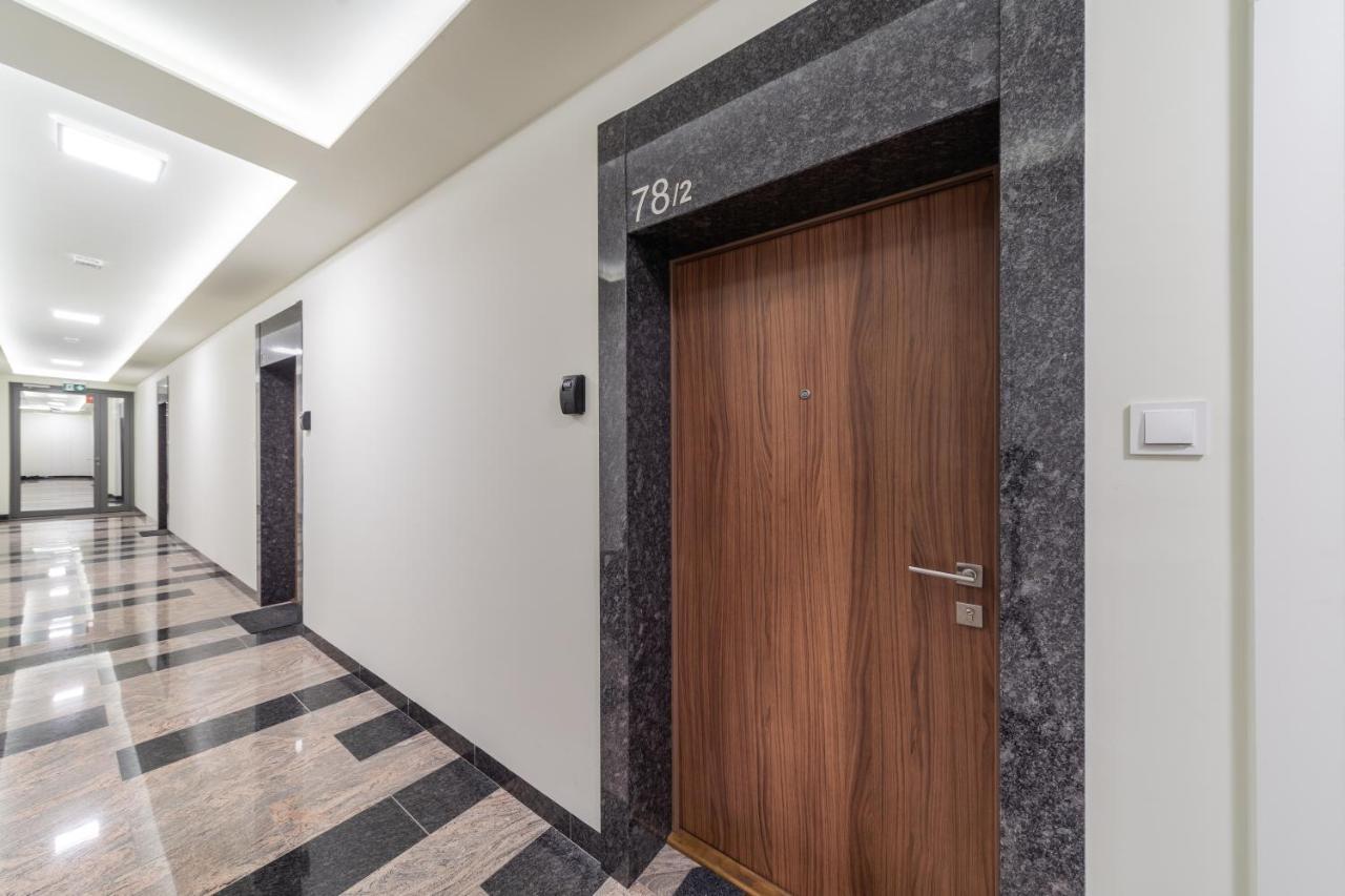 Resinest Apartamenty Jurowiecka J17 Белосток Экстерьер фото